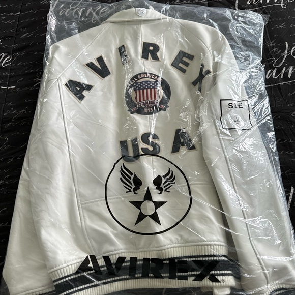 Brand spanking new, and still in the original plastic. - Picture 2 of 2